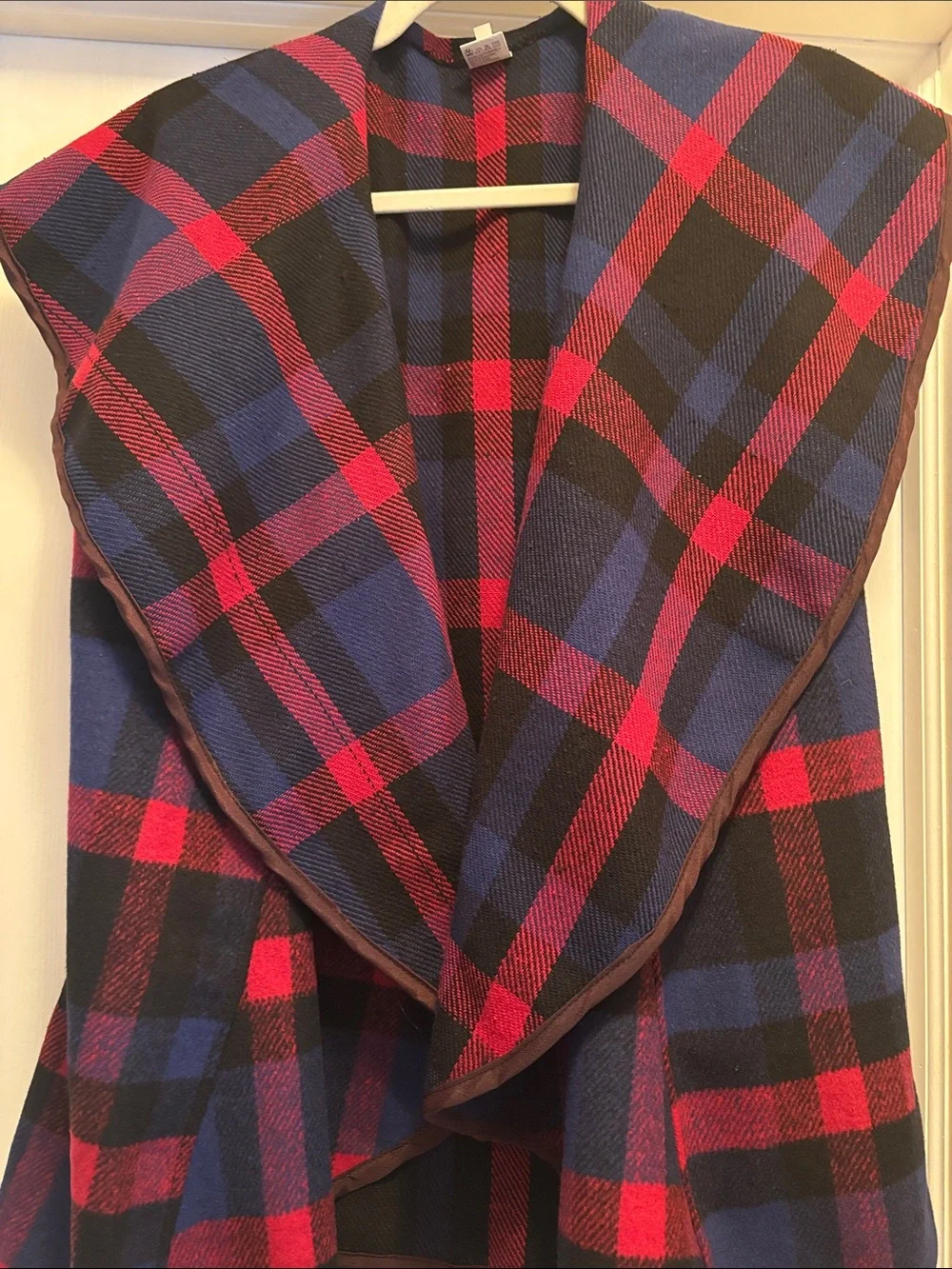Gently used, Plaid Shawl Collar Vest - Red, Blue & Black ❤️💙🖤